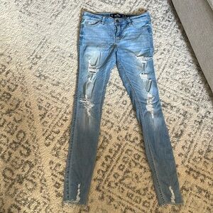 Hollister Mid Rise Skinny Jeans